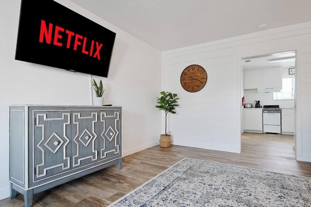 Couples Studio 1 W Full Kitchen Apartamento Oakhurst Exterior foto
